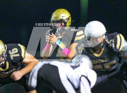 Thumbnail 2 in Hamilton vs Basha photogallery.