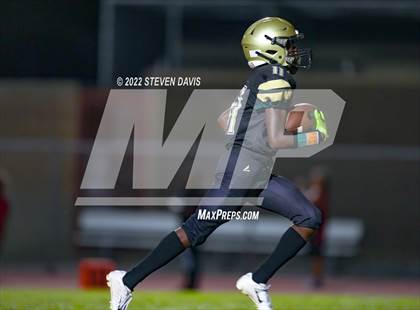 Thumbnail 2 in Hamilton vs Basha photogallery.