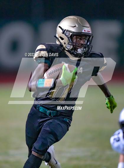 Thumbnail 3 in Hamilton vs Basha photogallery.