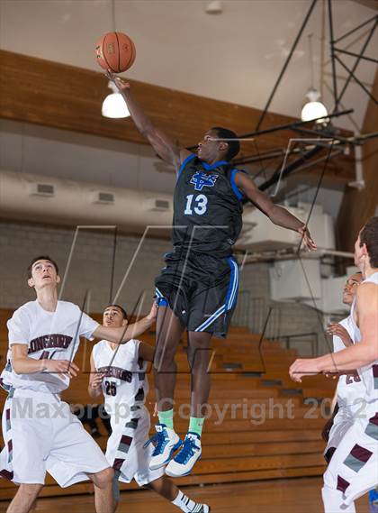 Thumbnail 3 in Rancho Buena Vista vs Saddleback Valley Christian (Torrey Pines Holiday Classic) photogallery.