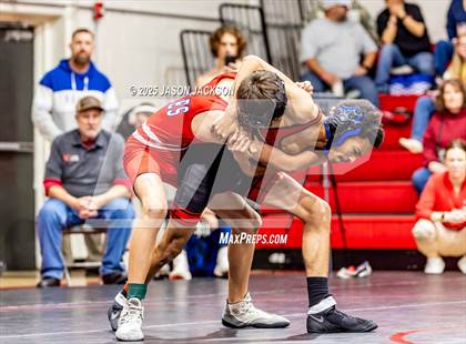 Thumbnail 3 in Vernon Walworth Memorial Duals photogallery.