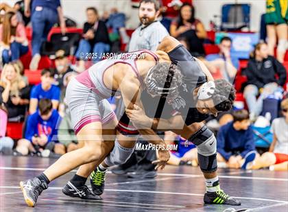 Thumbnail 2 in Vernon Walworth Memorial Duals photogallery.