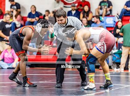 Thumbnail 2 in Vernon Walworth Memorial Duals photogallery.