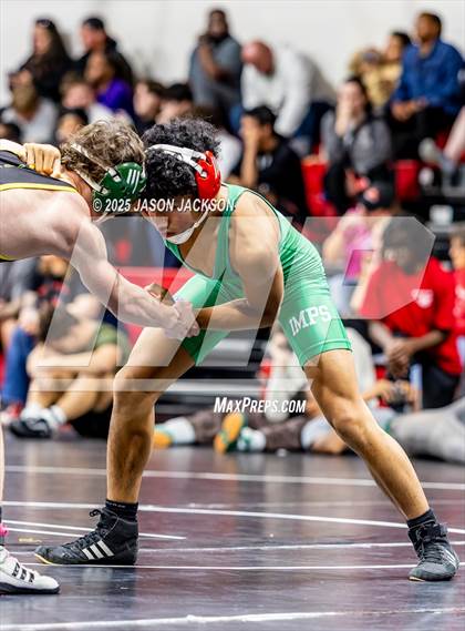 Thumbnail 3 in Vernon Walworth Memorial Duals photogallery.