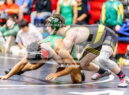Thumbnail 3 in Vernon Walworth Memorial Duals photogallery.