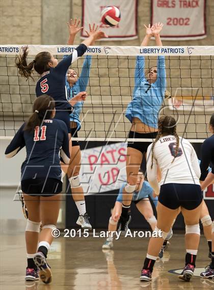 Thumbnail 3 in Liberty vs. Clovis North  photogallery.