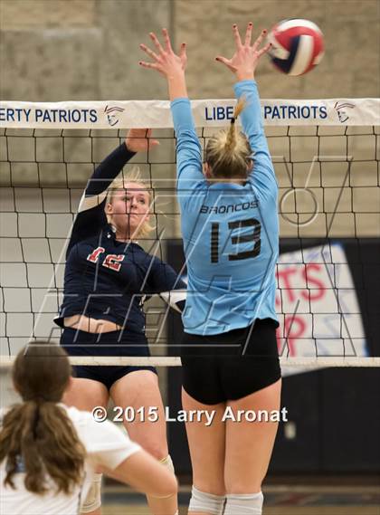 Thumbnail 3 in Liberty vs. Clovis North  photogallery.