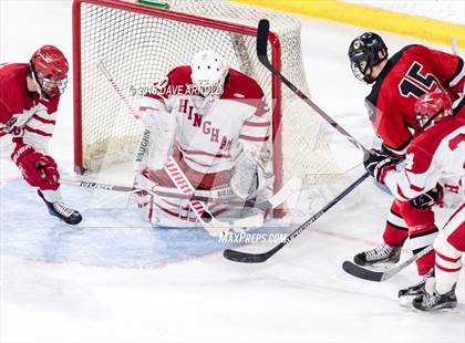 Thumbnail 3 in Hingham vs. Pope Francis (MIAA Division 1A) photogallery.
