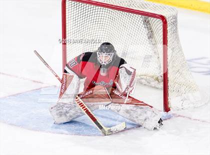 Thumbnail 3 in Hingham vs. Pope Francis (MIAA Division 1A) photogallery.