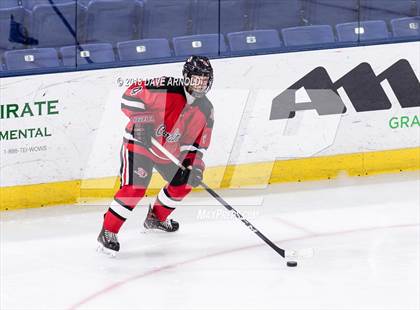 Thumbnail 1 in Hingham vs. Pope Francis (MIAA Division 1A) photogallery.