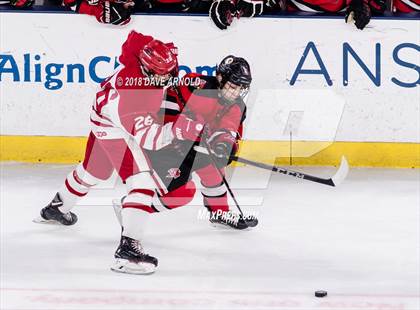 Thumbnail 2 in Hingham vs. Pope Francis (MIAA Division 1A) photogallery.