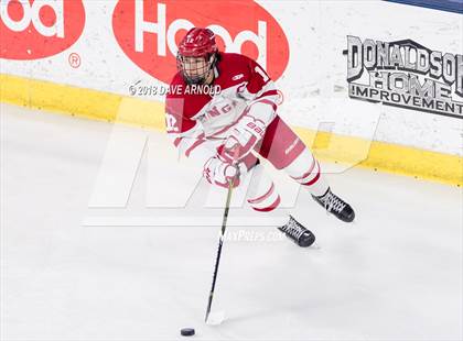 Thumbnail 1 in Hingham vs. Pope Francis (MIAA Division 1A) photogallery.