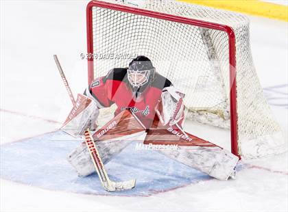 Thumbnail 1 in Hingham vs. Pope Francis (MIAA Division 1A) photogallery.