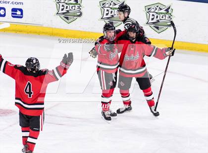 Thumbnail 1 in Hingham vs. Pope Francis (MIAA Division 1A) photogallery.