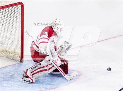 Thumbnail 1 in Hingham vs. Pope Francis (MIAA Division 1A) photogallery.
