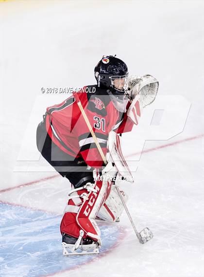Thumbnail 1 in Hingham vs. Pope Francis (MIAA Division 1A) photogallery.