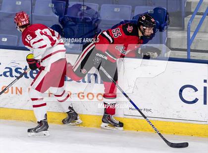 Thumbnail 1 in Hingham vs. Pope Francis (MIAA Division 1A) photogallery.