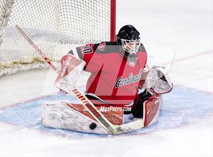 Thumbnail 3 in Hingham vs. Pope Francis (MIAA Division 1A) photogallery.