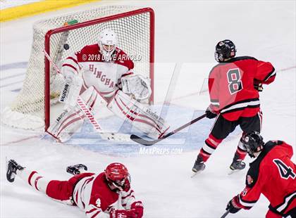 Thumbnail 1 in Hingham vs. Pope Francis (MIAA Division 1A) photogallery.