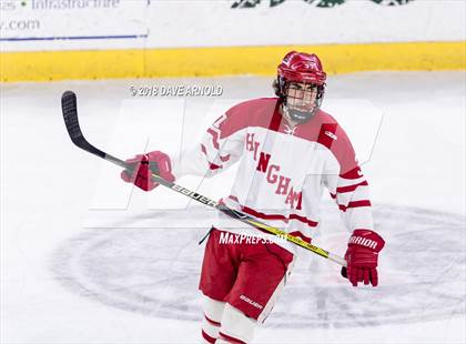 Thumbnail 2 in Hingham vs. Pope Francis (MIAA Division 1A) photogallery.