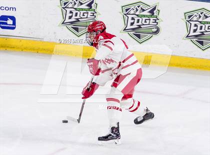 Thumbnail 2 in Hingham vs. Pope Francis (MIAA Division 1A) photogallery.