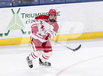 Thumbnail 1 in Hingham vs. Pope Francis (MIAA Division 1A) photogallery.