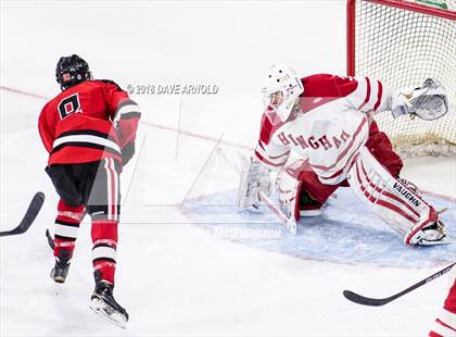 Thumbnail 2 in Hingham vs. Pope Francis (MIAA Division 1A) photogallery.