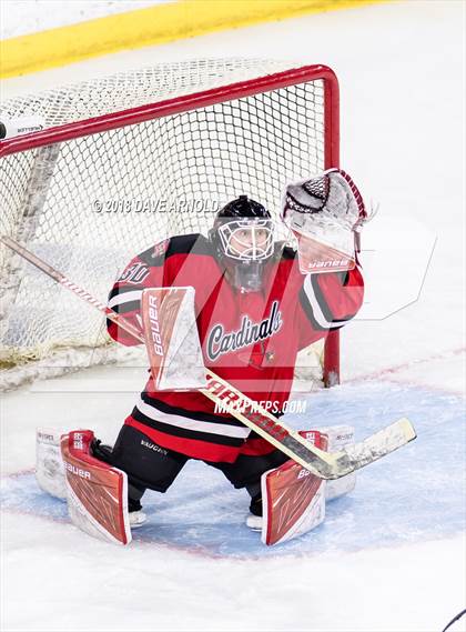 Thumbnail 1 in Hingham vs. Pope Francis (MIAA Division 1A) photogallery.