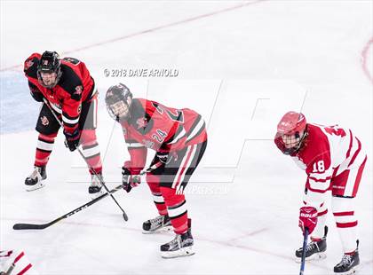 Thumbnail 1 in Hingham vs. Pope Francis (MIAA Division 1A) photogallery.