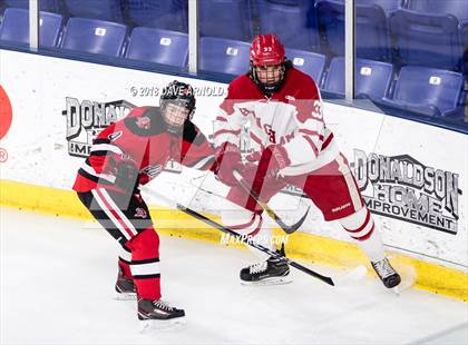 Thumbnail 2 in Hingham vs. Pope Francis (MIAA Division 1A) photogallery.
