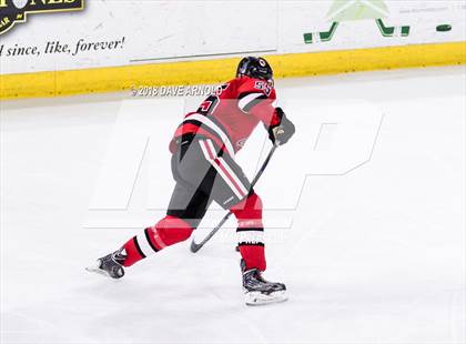 Thumbnail 1 in Hingham vs. Pope Francis (MIAA Division 1A) photogallery.