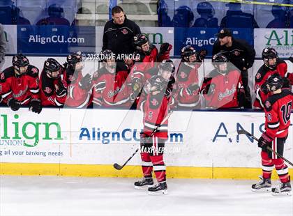 Thumbnail 3 in Hingham vs. Pope Francis (MIAA Division 1A) photogallery.