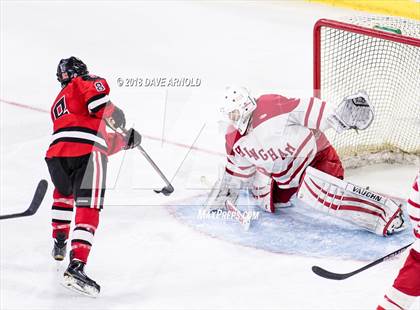 Thumbnail 3 in Hingham vs. Pope Francis (MIAA Division 1A) photogallery.
