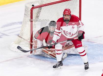 Thumbnail 3 in Hingham vs. Pope Francis (MIAA Division 1A) photogallery.