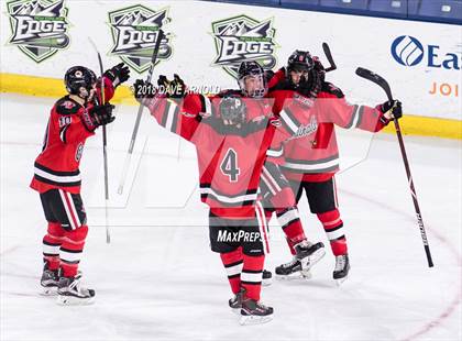 Thumbnail 3 in Hingham vs. Pope Francis (MIAA Division 1A) photogallery.