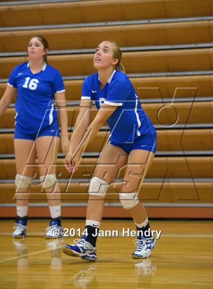 Thumbnail 1 in Valley Christian vs. Buchanan (Durango Fall Classic) photogallery.