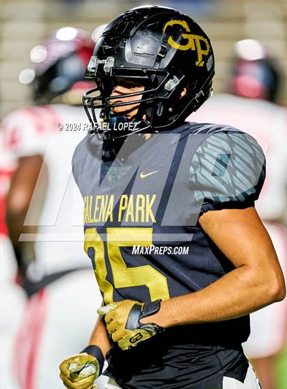 Thumbnail 1 in Port Arthur Memorial vs. Galena Park (UIL 5A D1 Football Bi-District) photogallery.
