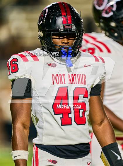 Thumbnail 3 in Port Arthur Memorial vs. Galena Park (UIL 5A D1 Football Bi-District) photogallery.