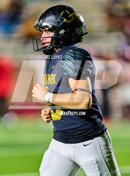 Thumbnail 1 in Port Arthur Memorial vs. Galena Park (UIL 5A D1 Football Bi-District) photogallery.