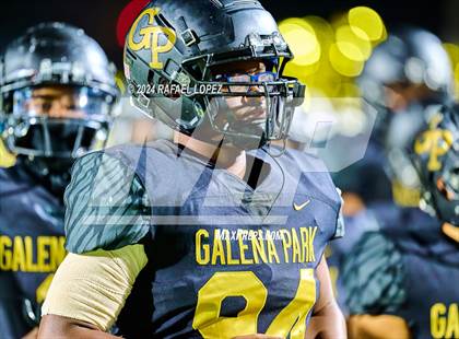 Thumbnail 3 in Port Arthur Memorial vs. Galena Park (UIL 5A D1 Football Bi-District) photogallery.