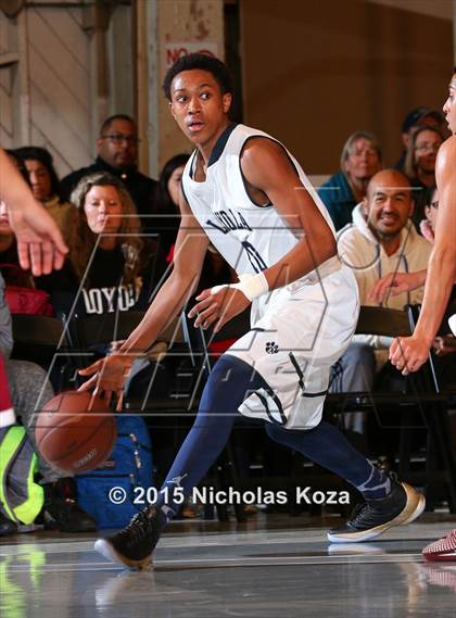 Thumbnail 1 in Cantwell-Sacred Heart vs. Loyola (Jordan Take Flight Challenge) photogallery.