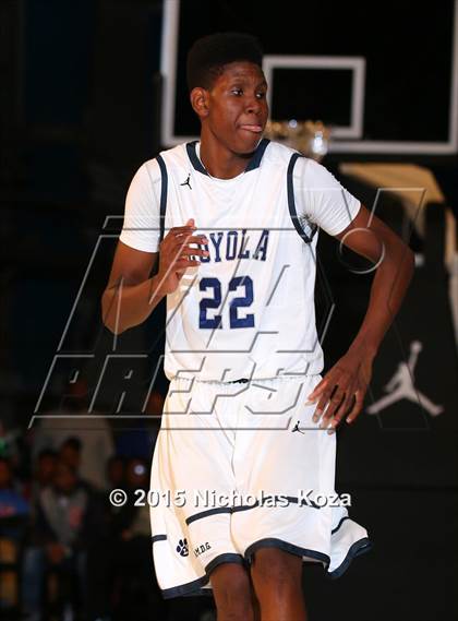 Thumbnail 3 in Cantwell-Sacred Heart vs. Loyola (Jordan Take Flight Challenge) photogallery.