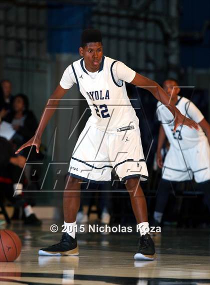 Thumbnail 2 in Cantwell-Sacred Heart vs. Loyola (Jordan Take Flight Challenge) photogallery.