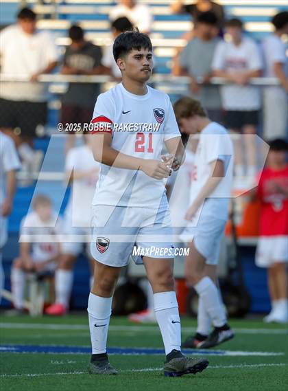 Thumbnail 3 in Salado vs. Castleberry (UIL 4A Soccer Division I Final) photogallery.