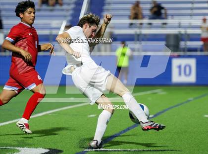 Thumbnail 3 in Salado vs. Castleberry (UIL 4A Soccer Division I Final) photogallery.