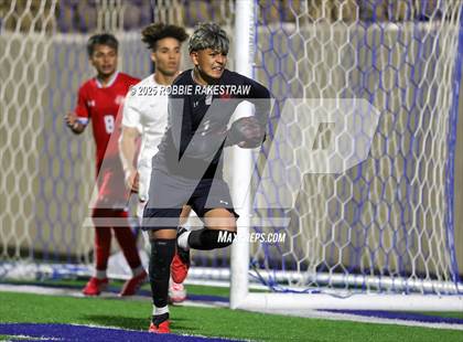Thumbnail 3 in Salado vs. Castleberry (UIL 4A Soccer Division I Final) photogallery.