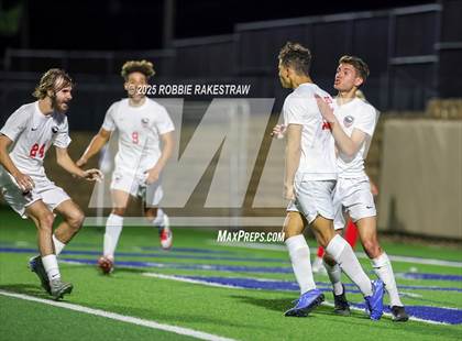 Thumbnail 3 in Salado vs. Castleberry (UIL 4A Soccer Division I Final) photogallery.