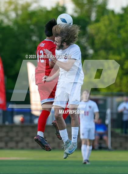 Thumbnail 1 in Salado vs. Castleberry (UIL 4A Soccer Division I Final) photogallery.