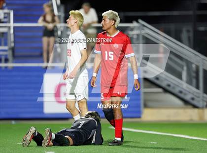 Thumbnail 3 in Salado vs. Castleberry (UIL 4A Soccer Division I Final) photogallery.