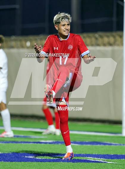 Thumbnail 2 in Salado vs. Castleberry (UIL 4A Soccer Division I Final) photogallery.